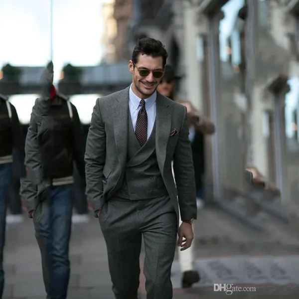 Custom Made Three Pieces Men Suit Tuxedos  Formal Suits Business